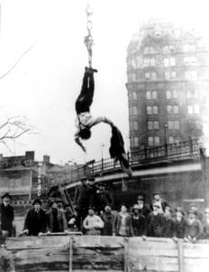Houdini Straight Jacket