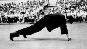 Bruce Lee two finger push ups