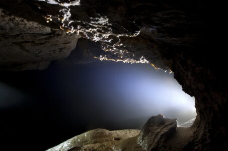Training to escape a cave