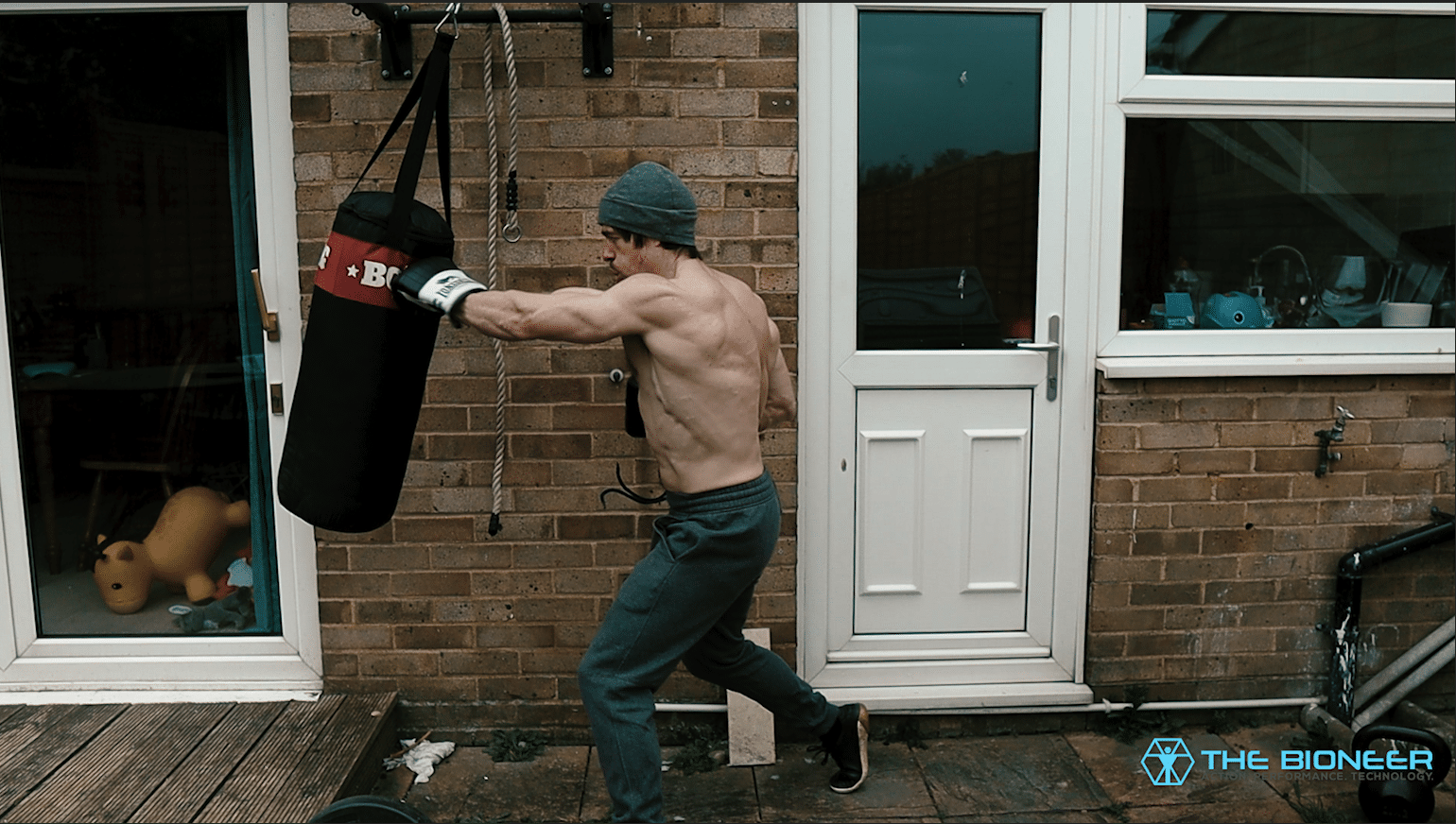 Strengthen elbows for martial artists
